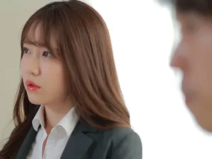 Minami Aizawa bị phụ huynh học sinh địt tả tơi